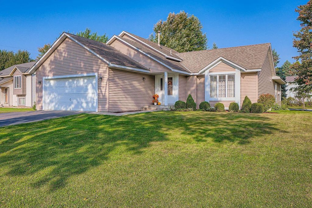 Photo of 7316 Janero Avenue S, Cottage Grove, MN 55016 (MLS # 7014935)