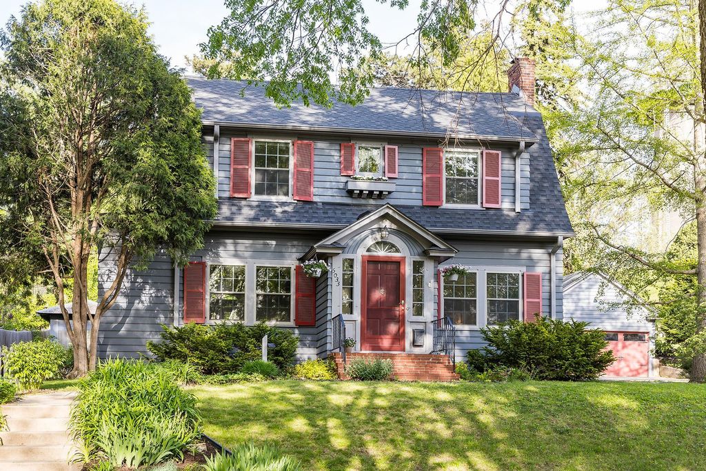 Photo of 5033 Harriet Avenue, Minneapolis, MN 55419 (MLS # 7055449)