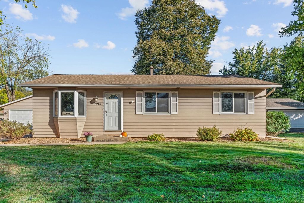 Photo of 9990 99th Avenue N, Maple Grove, MN 55369 (MLS # 7013912)