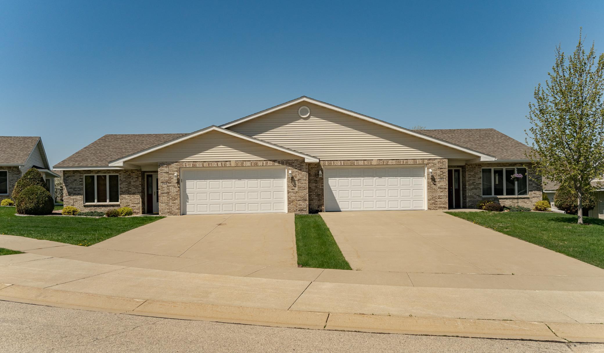 262 Brookmoor Lane NW