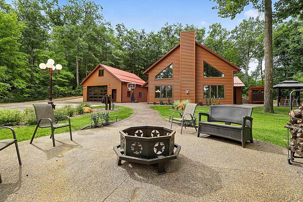 Photo of 7643 Bear Road, Cushing, MN 56443 (MLS # 7133163)