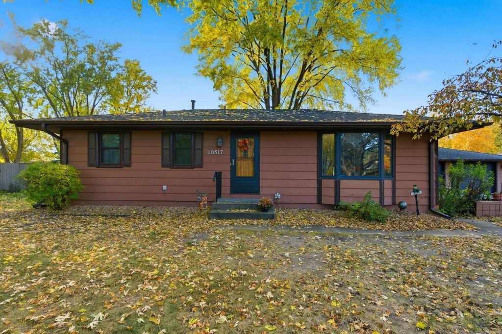 Photo of 10517 Quebec Avenue N, Brooklyn Park, MN 55445 (MLS # 7007227)