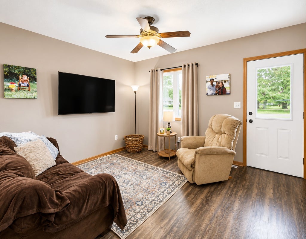 Photo of 908 E Main Street, Dodge Center, MN 55927 (MLS # 7098871)