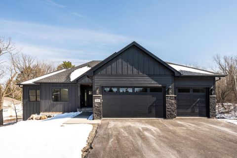 3916 McMenemy Street Vadnais Heights MN 55127