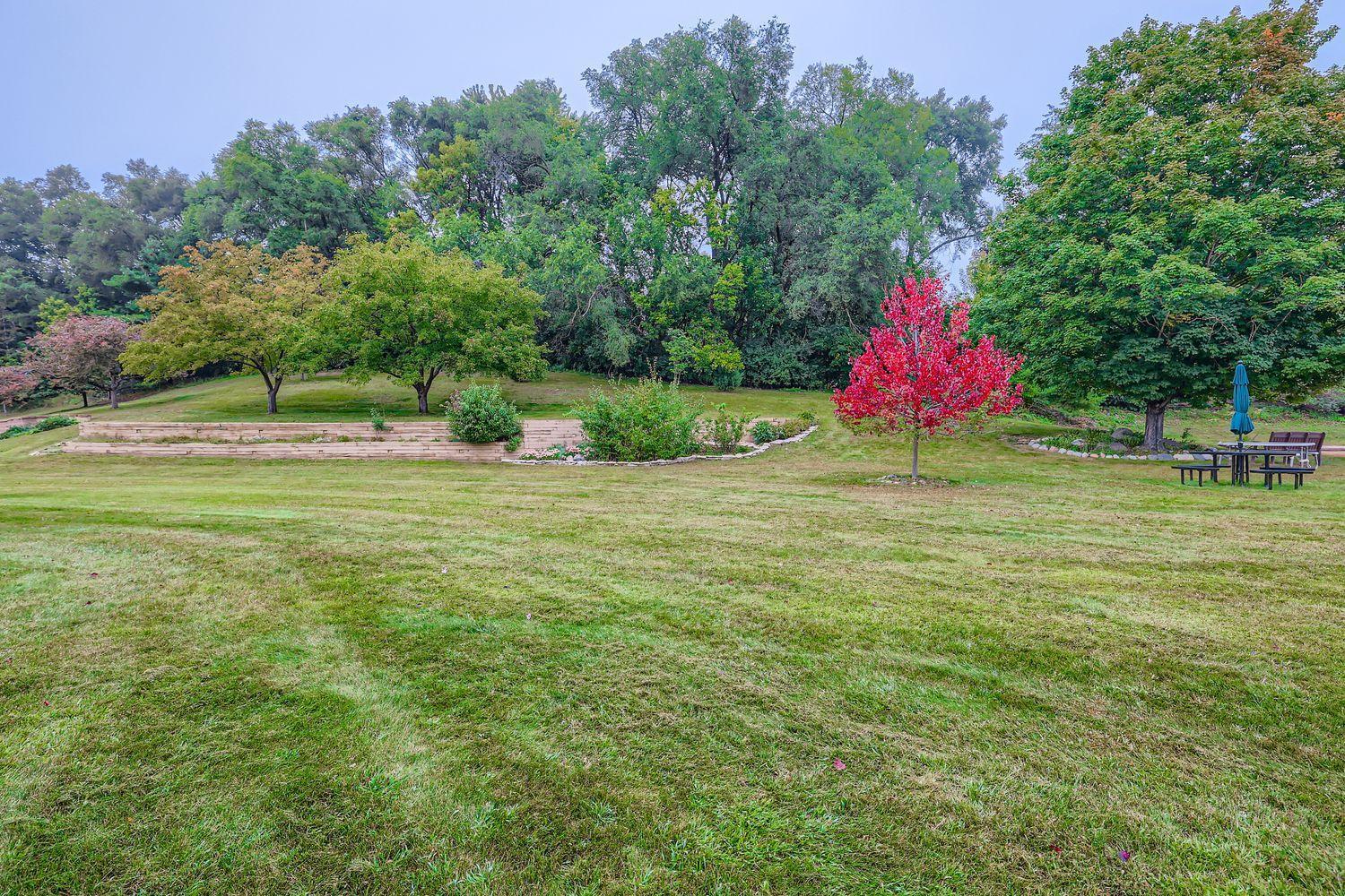 2690 Oxford Street N 209