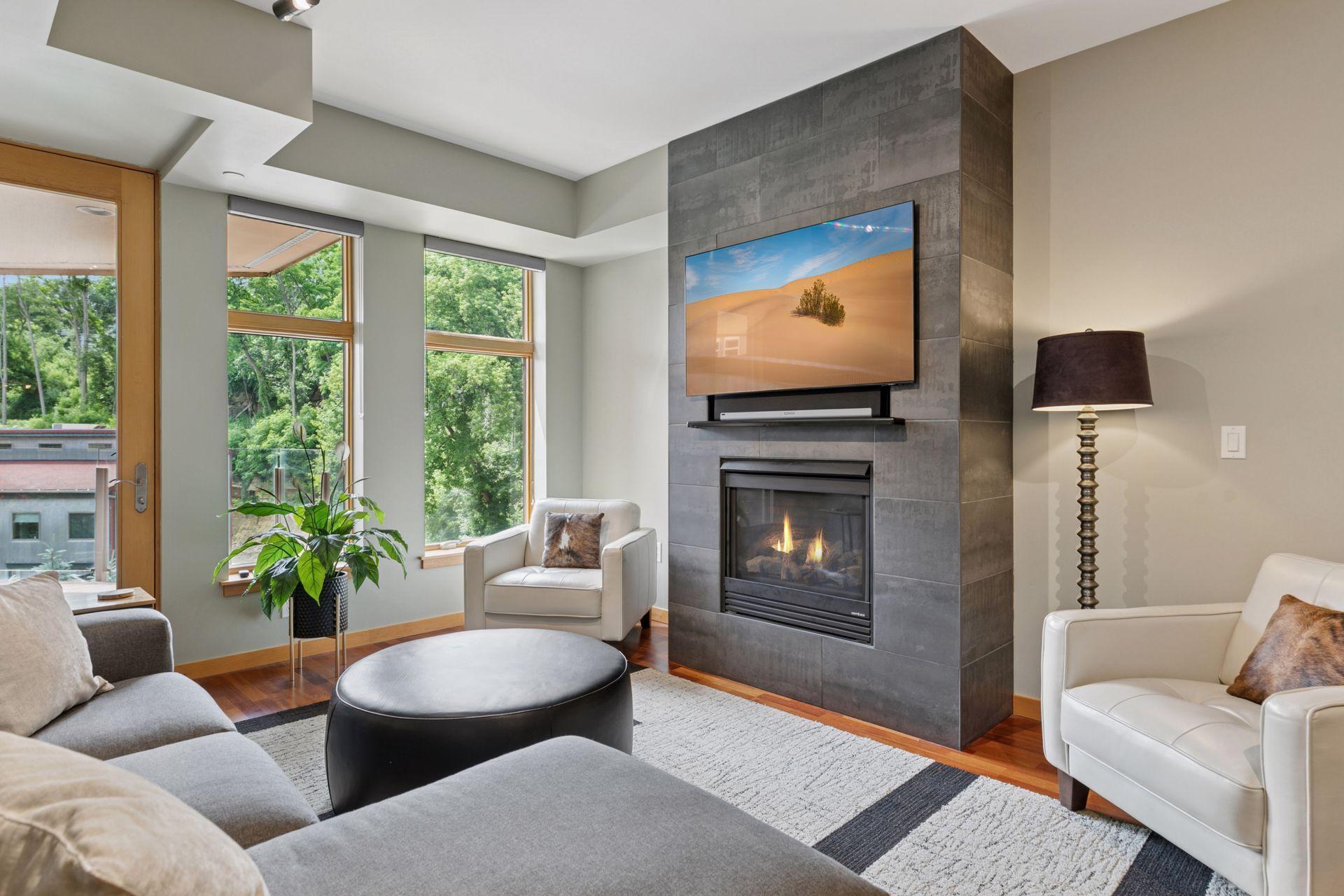 501 Main Street N 315