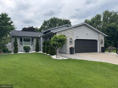 356 James Court Mahtomedi MN 55115