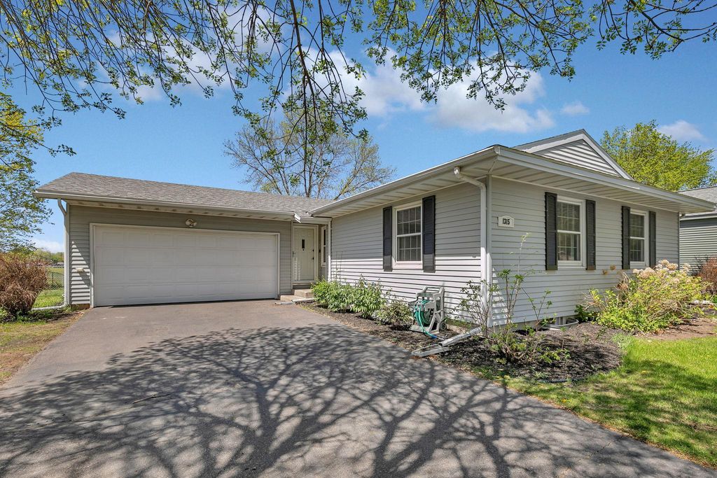 Photo of 1315 Northway Circle, Saint Cloud, MN 56303 (MLS # 7075730)