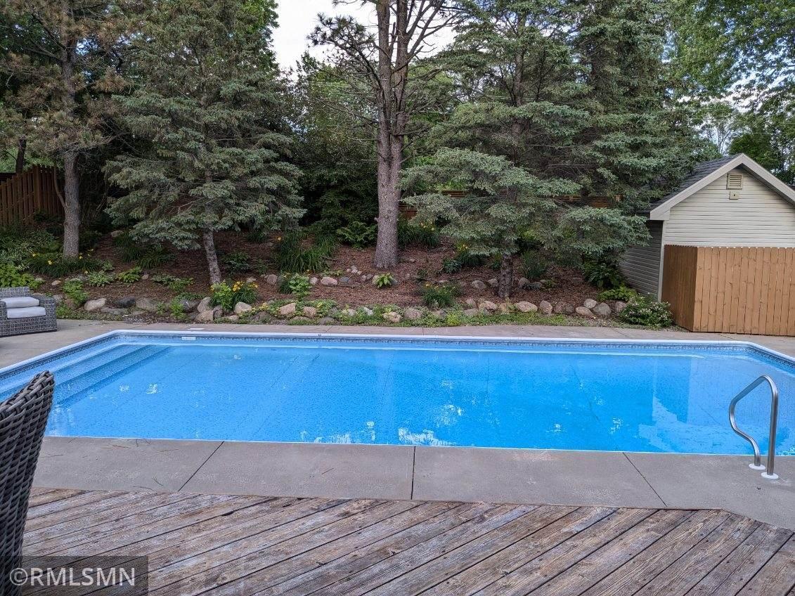 4194 Honeysuckle Court