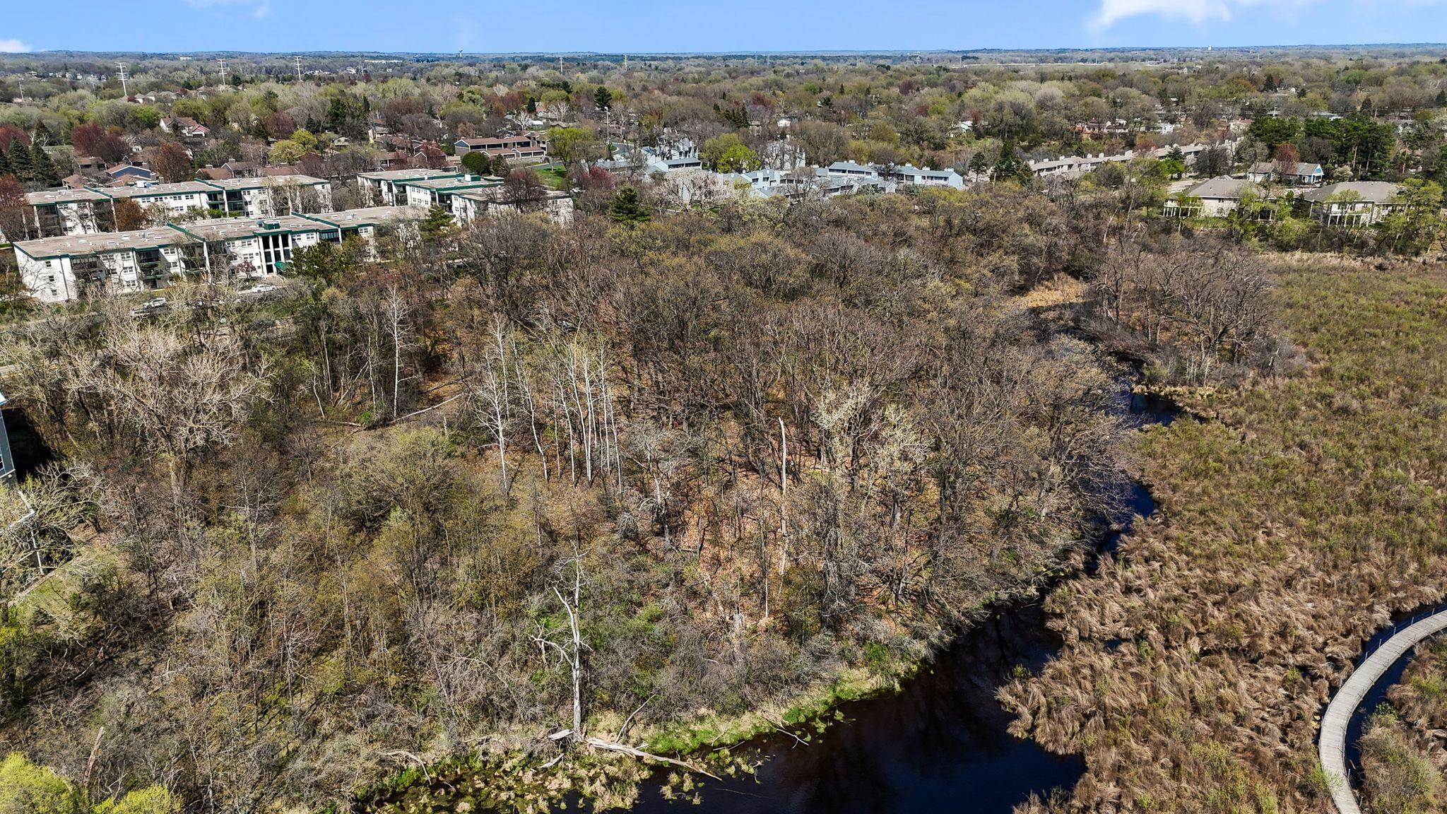 556 County Road C W