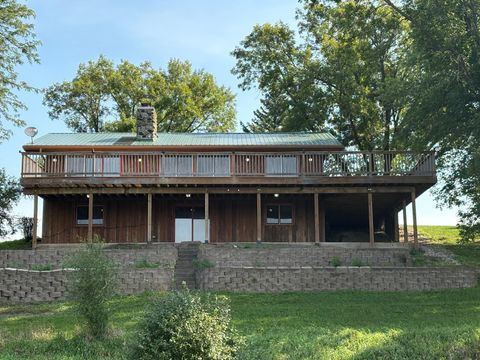 Photo of 4075 County Road 15 SW, Montevideo, MN 56265 (MLS # 6821619)