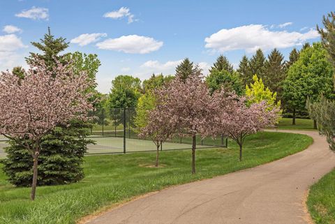 Tiny photo for 3717 Fairway Point, Woodbury, MN 55125 (MLS # 7048661)