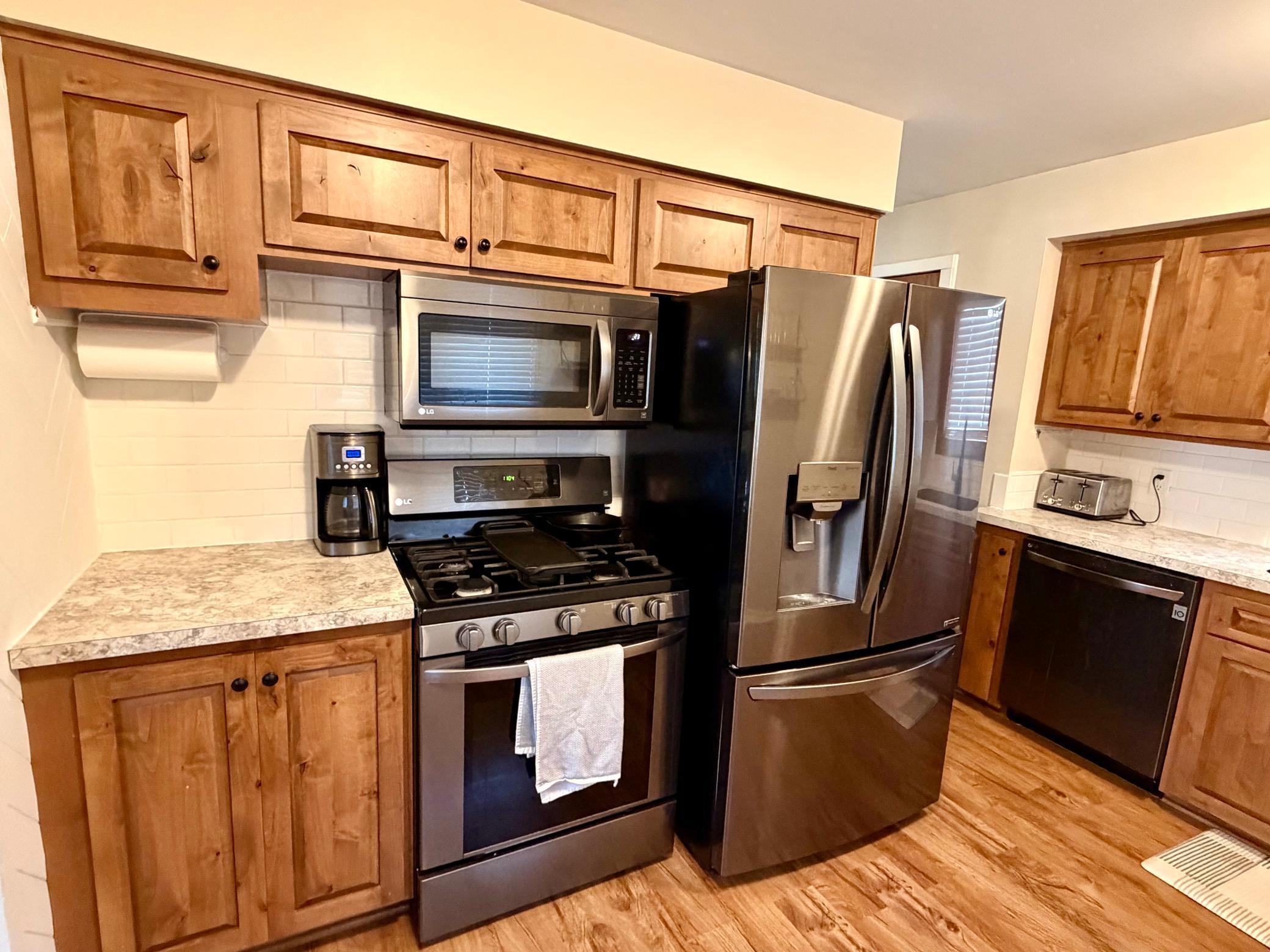 1260 Guthrie Avenue N