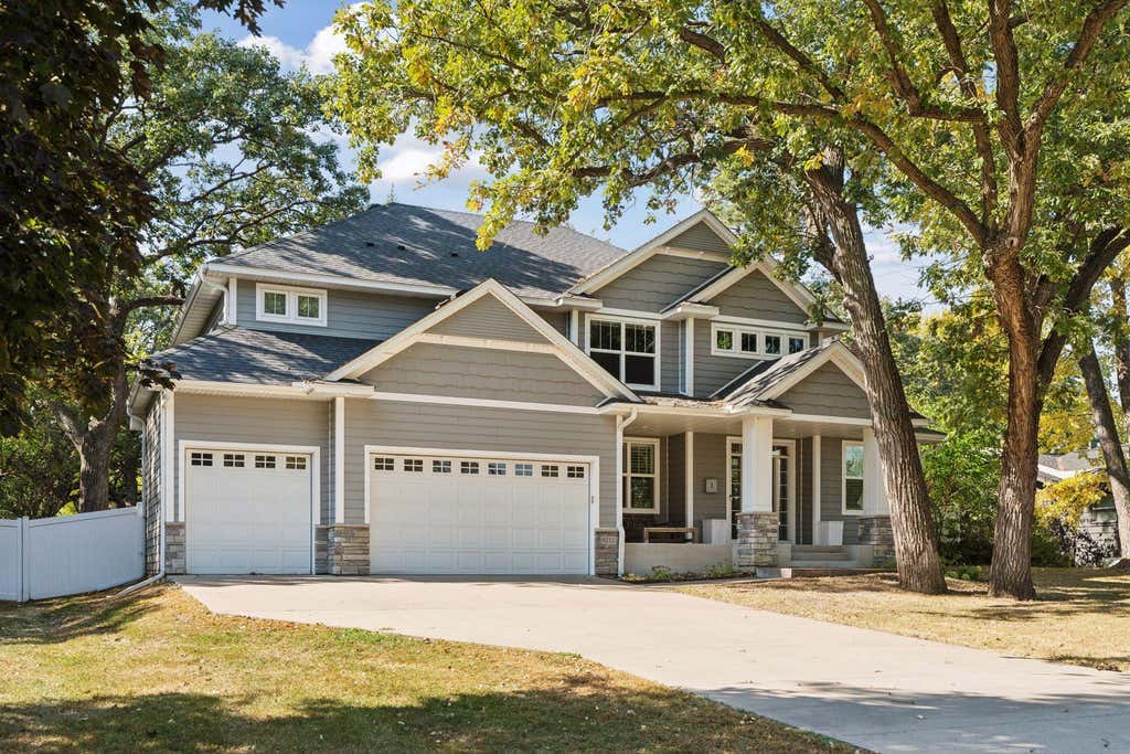 Photo of 6212 Ewing Avenue S, Edina, MN 55410 (MLS # 7117708)