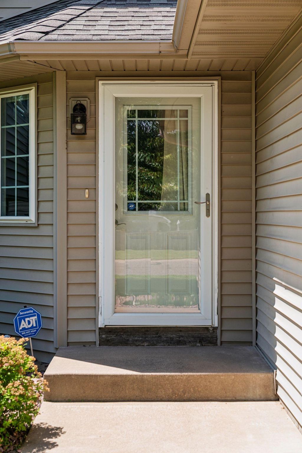 Photo of 37922 Harvester Avenue, North Branch, MN 55056 (MLS # 7064854)