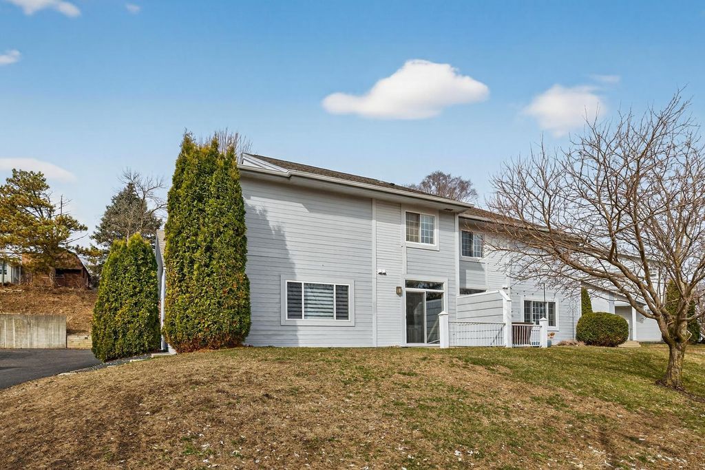 Photo of 281 Zumbro Drive NW, Rochester, MN 55901 (MLS # 7036888)