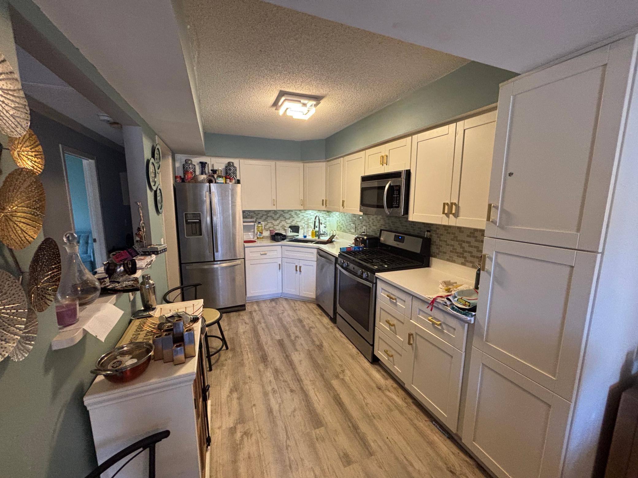 5653 Chatsworth Street N