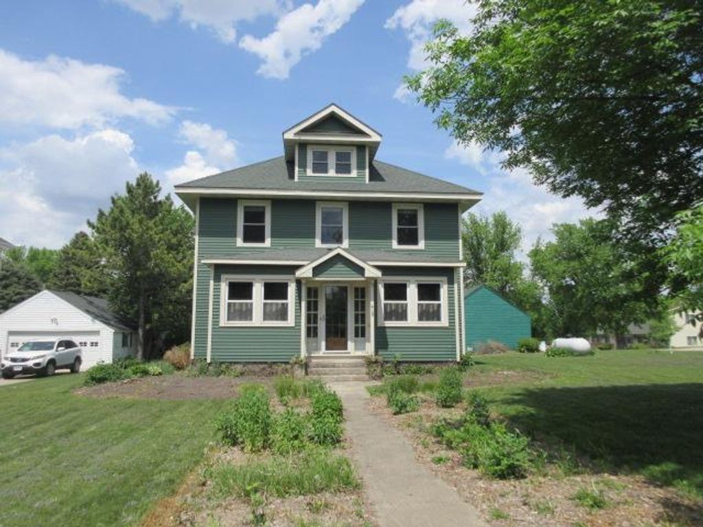 Photo of 416 E Division Street, Elbow Lake, MN 56531 (MLS # 7083532)
