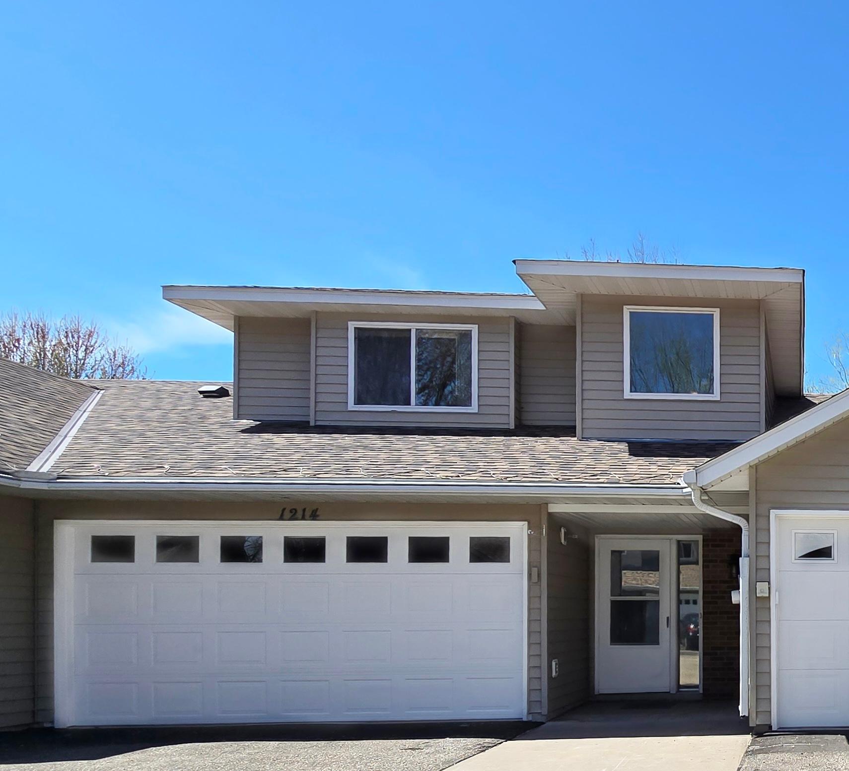 1214 Island Drive