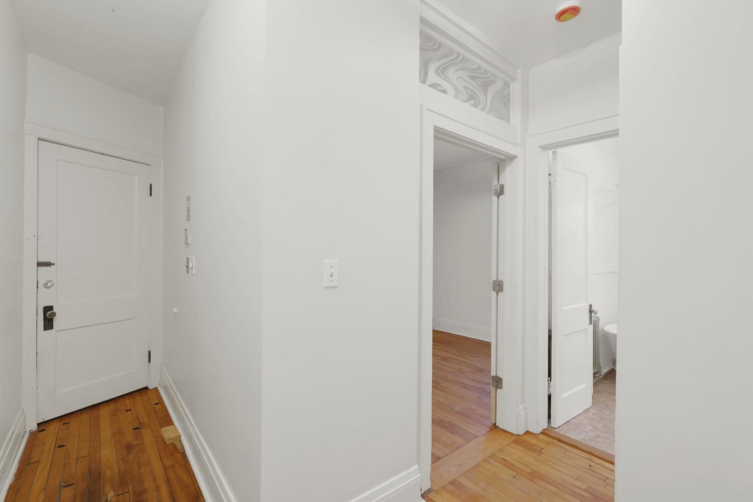 220 Marshall Avenue 3