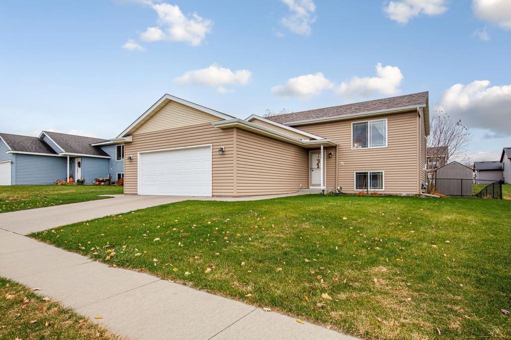 Photo of 5779 Excalibur Court NW, Rochester, MN 55901 (MLS # 7039350)