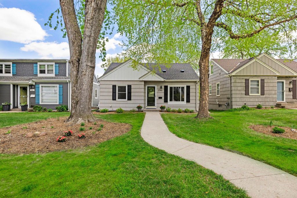 Photo of 2745 Alabama Avenue S, Saint Louis Park, MN 55416 (MLS # 7073114)