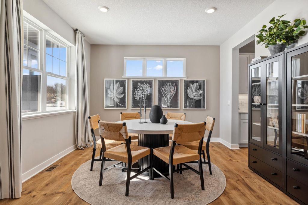 Photo of 10662 Bent Pine Lane, Woodbury, MN 55129 (MLS # 6671115)