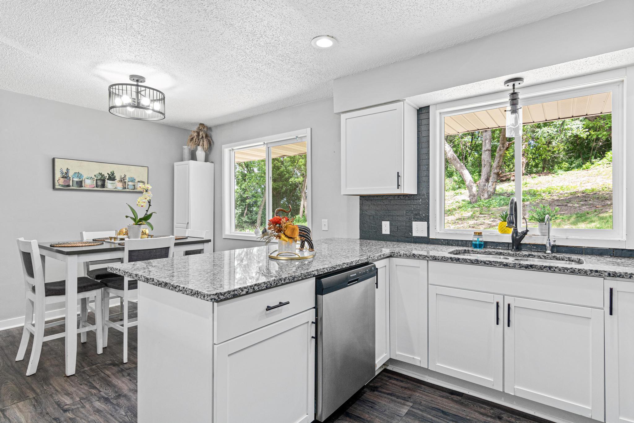 2200 Horizon Road