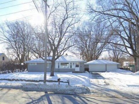 2113 E 86th Street Bloomington MN 55425