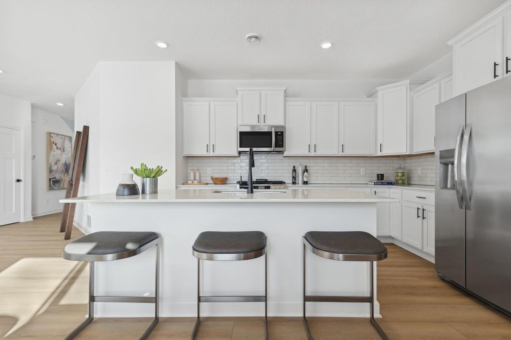 Photo of 2530 Green Ash Avenue, Shakopee, MN 55379 (MLS # 7011350)