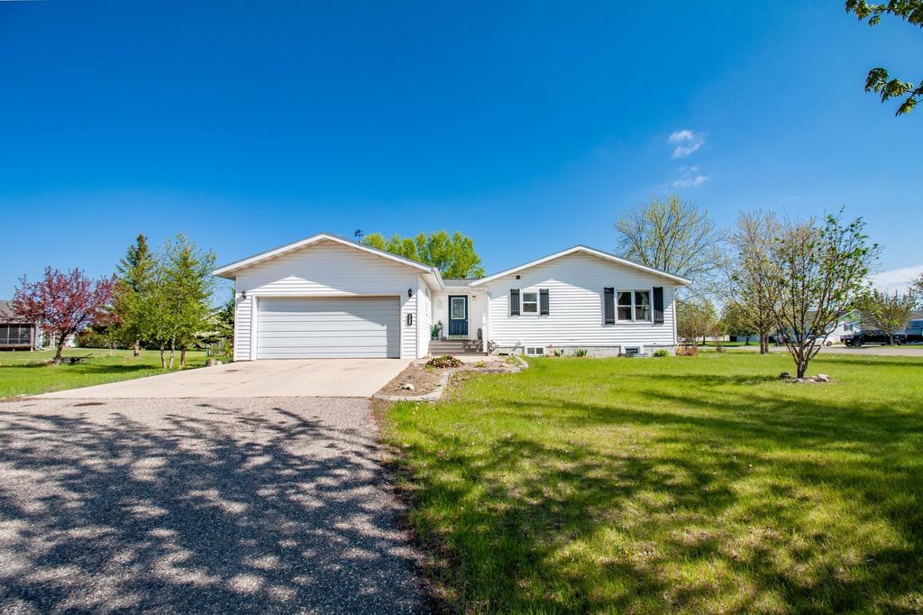 Photo of 720 6th Drive NW, Perham, MN 56573 (MLS # 7076708)