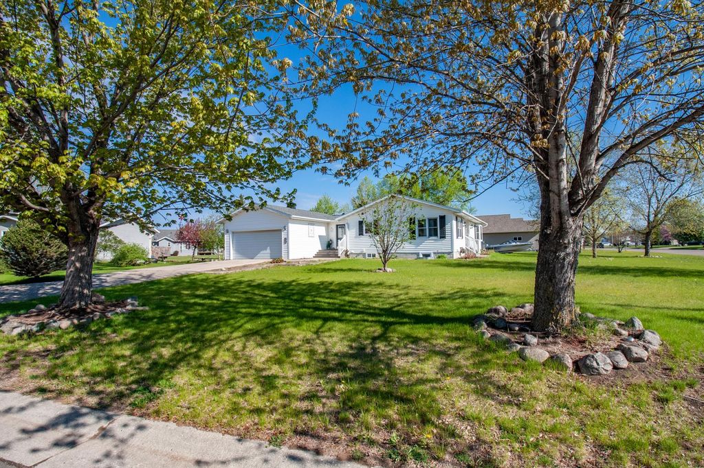 Photo of 720 6th Drive NW, Perham, MN 56573 (MLS # 7076708)