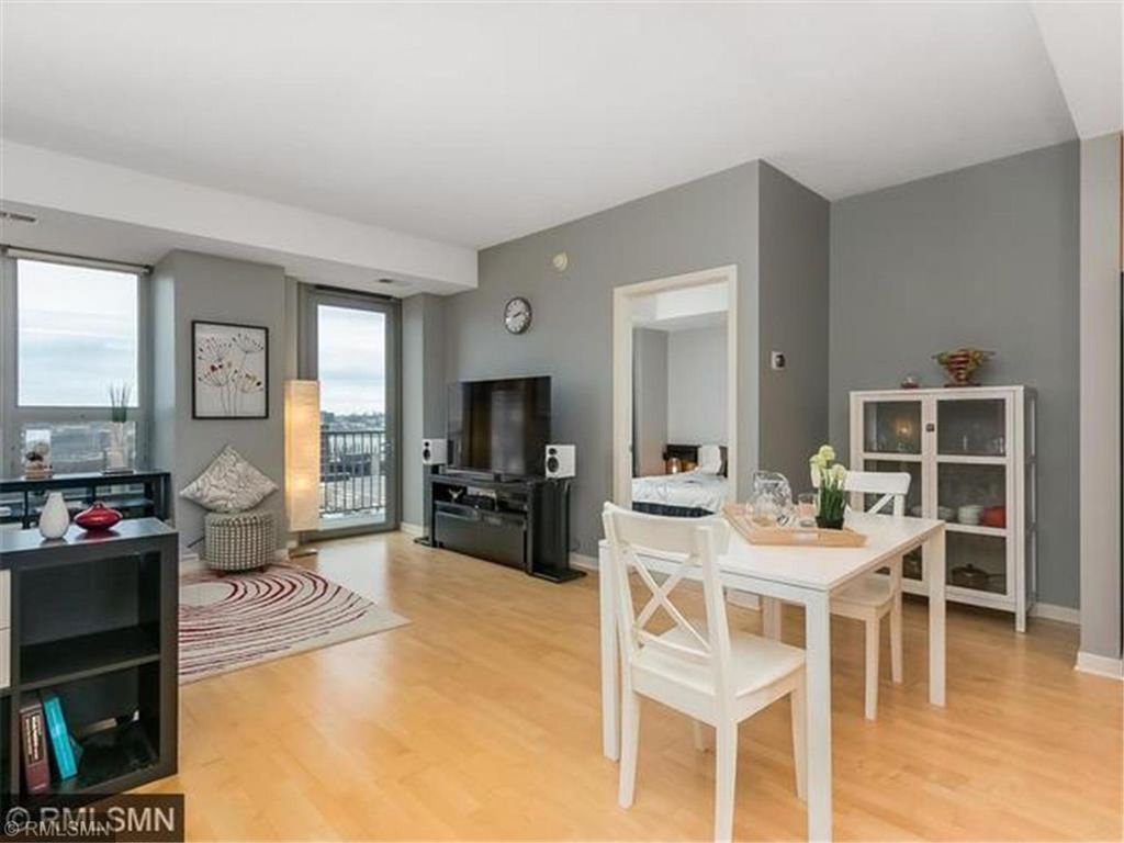 Photo of 929 Portland Avenue #1011, Minneapolis, MN 55404 (MLS # 7020295)