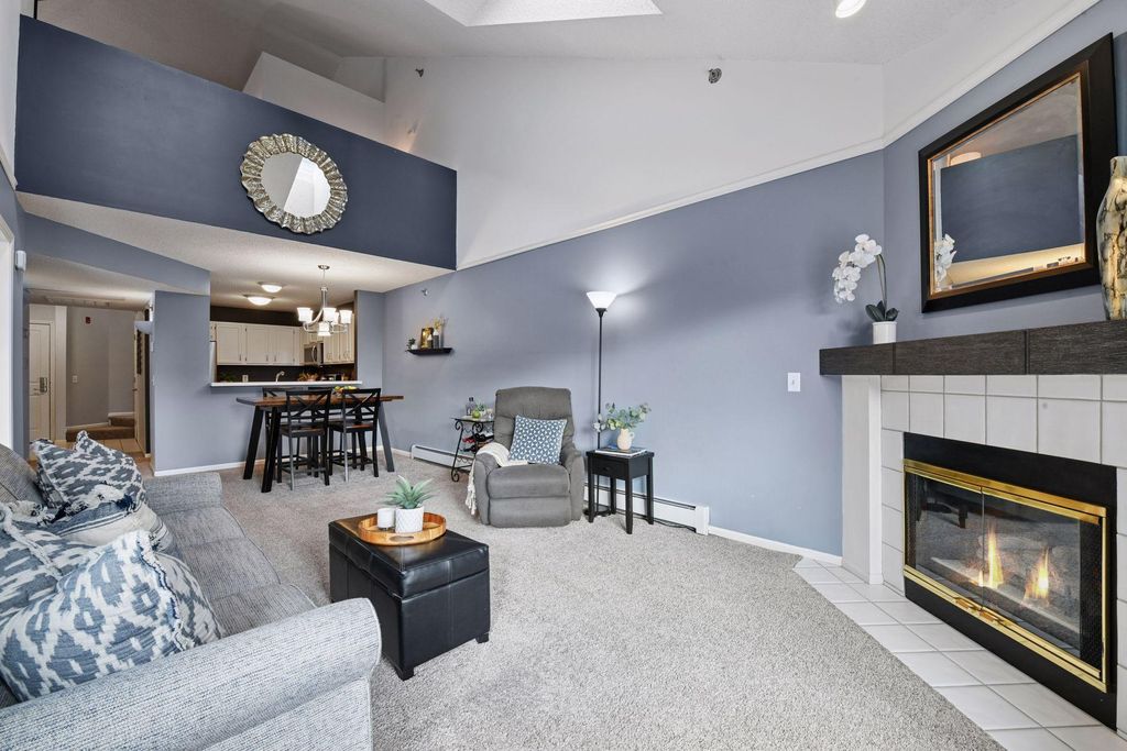 Photo of 7540 Edinborough Way #1303, Edina, MN 55435 (MLS # 7009778)