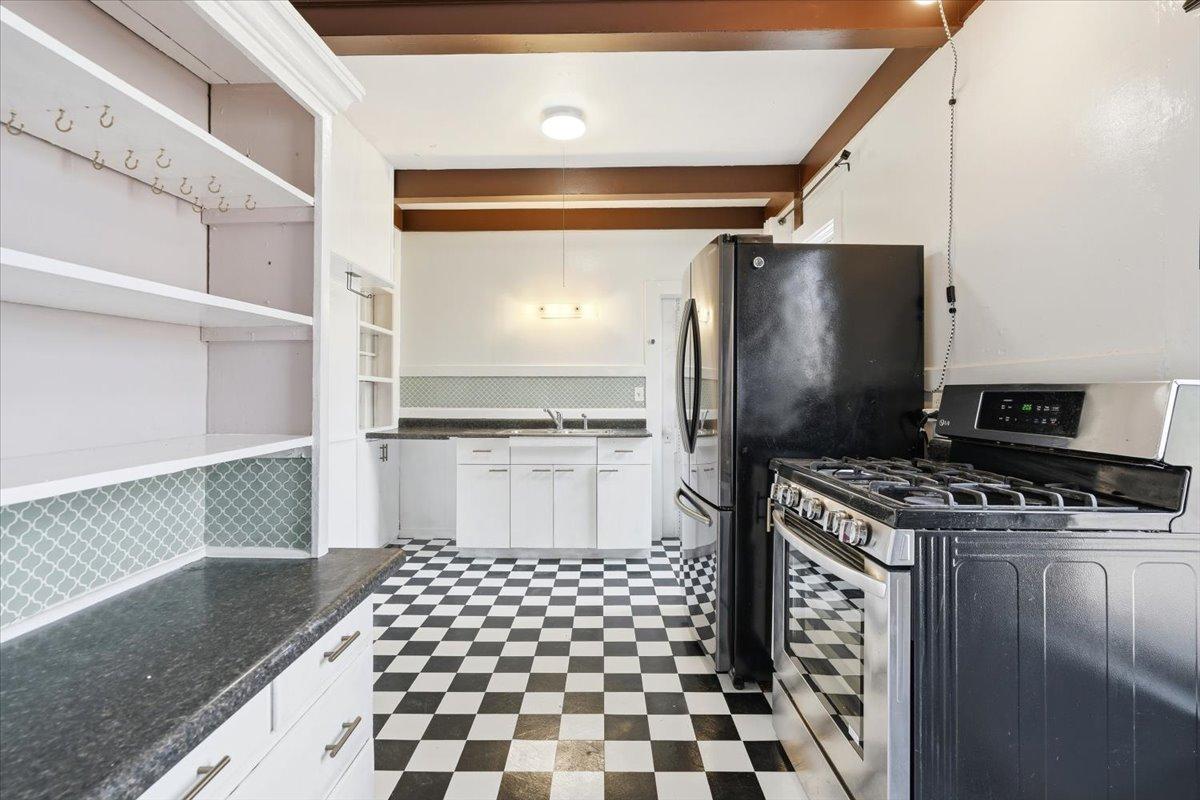 300 N 2nd Street
