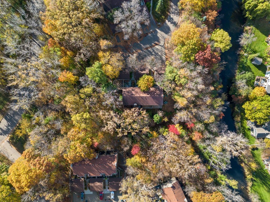 Photo of 1844 Zanzibar Lane N, Plymouth, MN 55447 (MLS # 7000170)