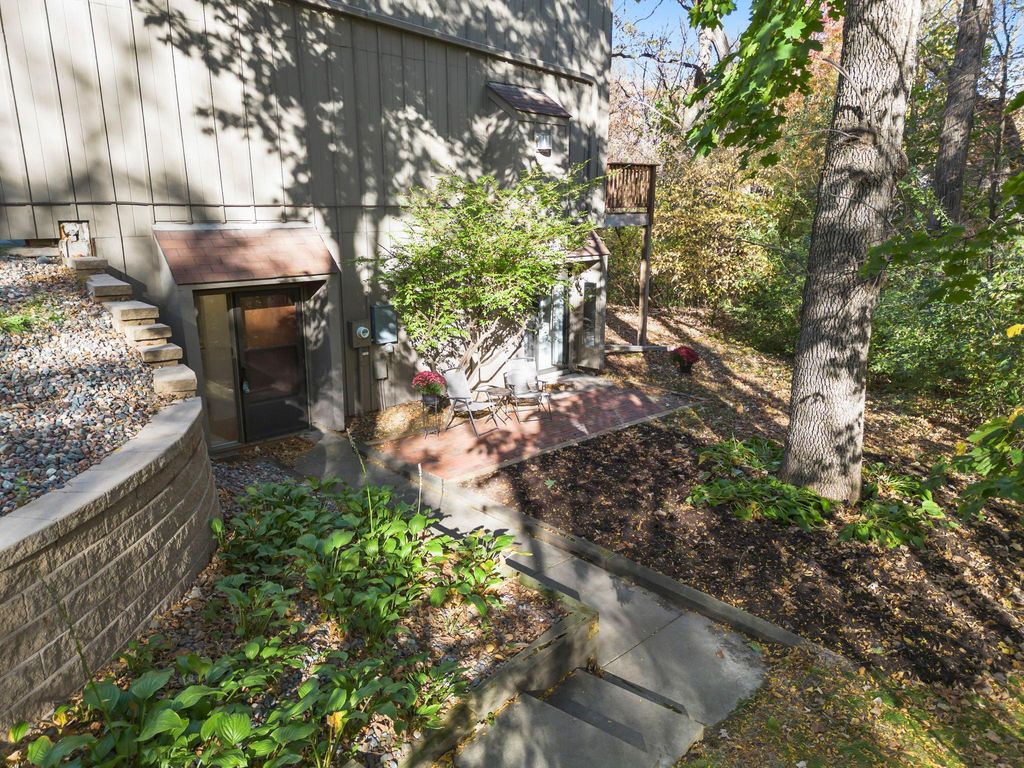 Photo of 1844 Zanzibar Lane N, Plymouth, MN 55447 (MLS # 7000170)
