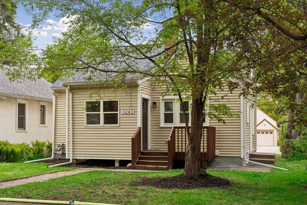 Photo of 3243 Washburn Avenue N, Minneapolis, MN 55412 (MLS # 7078455)