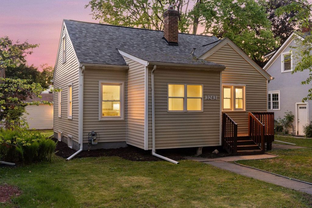 Photo of 3243 Washburn Avenue N, Minneapolis, MN 55412 (MLS # 7078455)