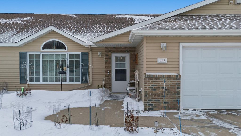 Photo of 328 30th Street N, Moorhead, MN 56560 (MLS # 7011210)