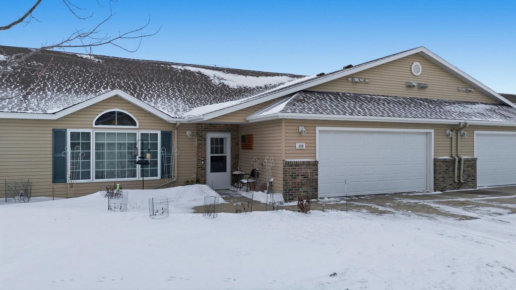 Photo of 328 30th Street N, Moorhead, MN 56560 (MLS # 7011210)