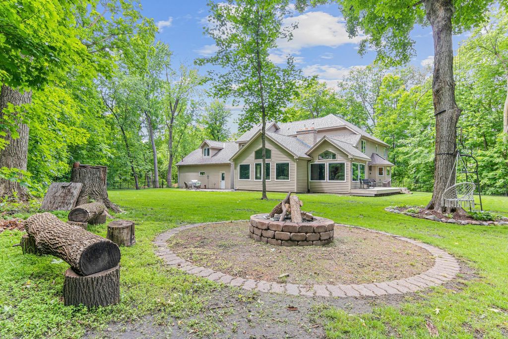 Photo of 5540 Timber Trail, Maple Plain, MN 55359 (MLS # 7019090)