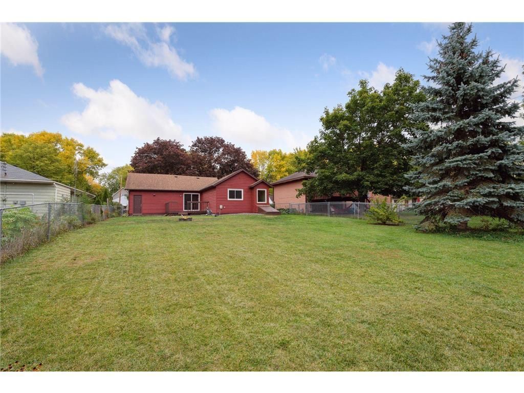 Photo of 520 Barrett Street S, Winsted, MN 55395 (MLS # 7006046)