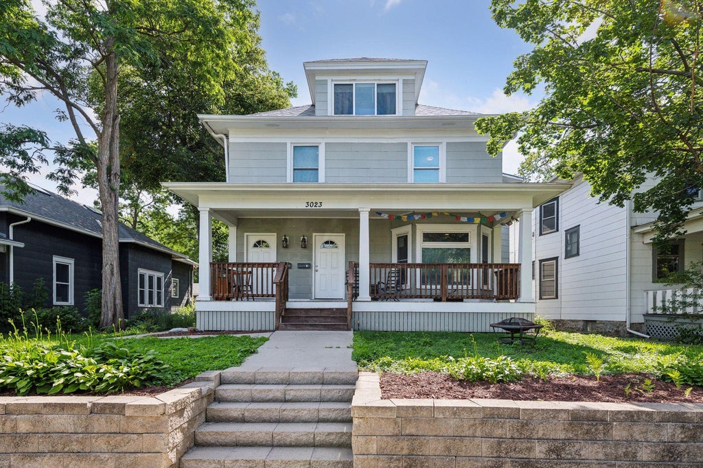 Photo of 3023 Dupont Avenue S #2, Minneapolis, MN 55408 (MLS # 7108212)
