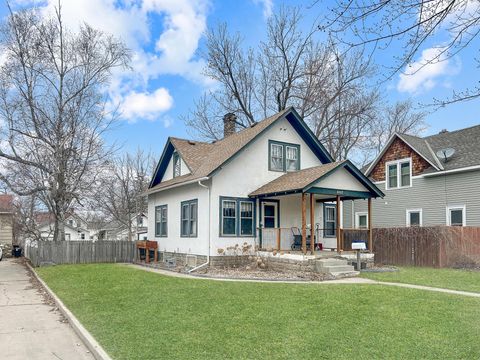 Photo of 607 1st Street SW, Wadena, MN 56482 (MLS # 7047940)