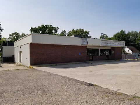 Photo of 625 N 6th Street, Montevideo, MN 56265 (MLS # 6642706)