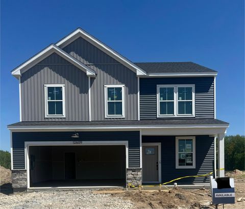 12525 Erskin Street NE Blaine MN 55449