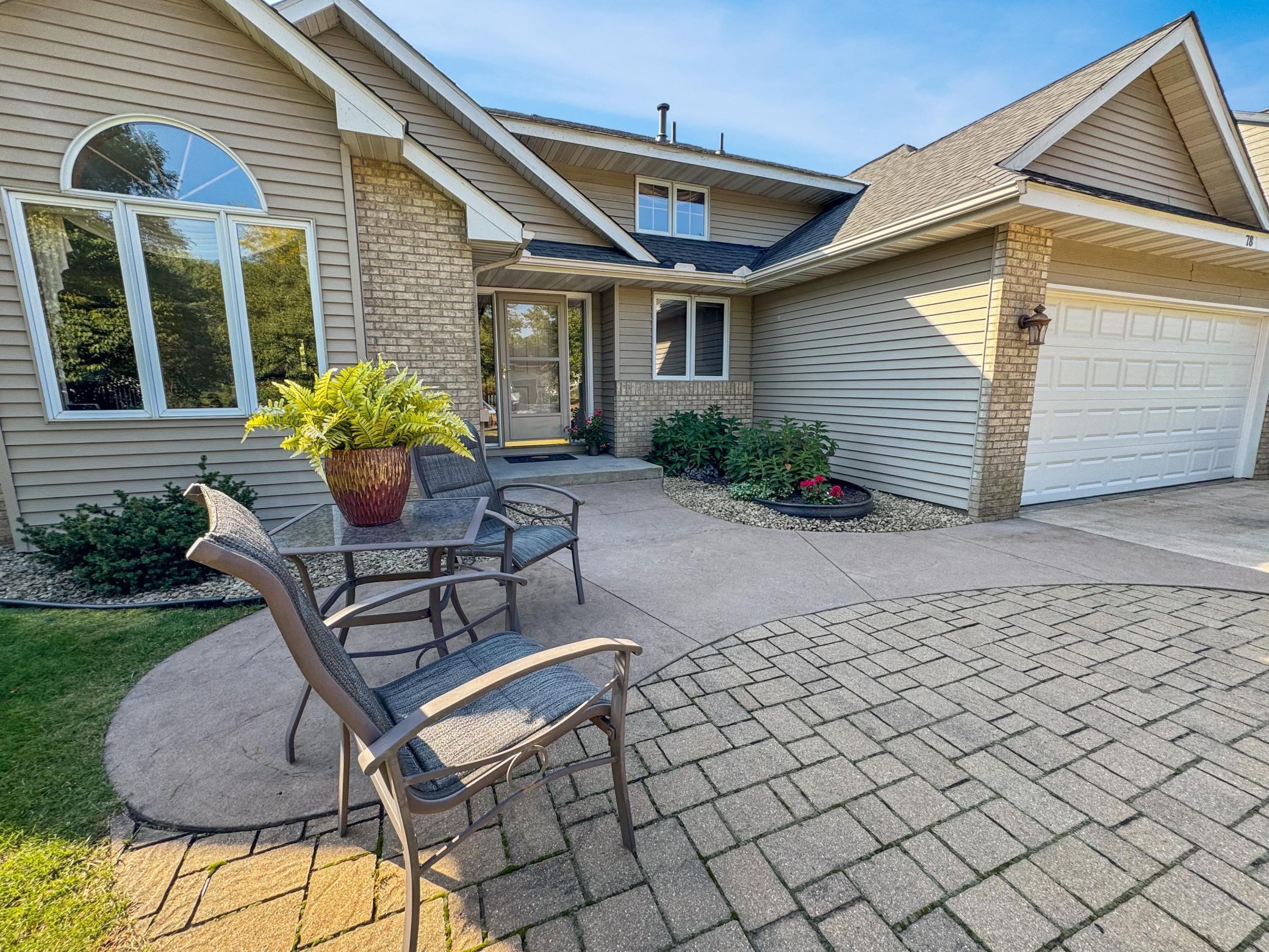 78 Dunbar Way