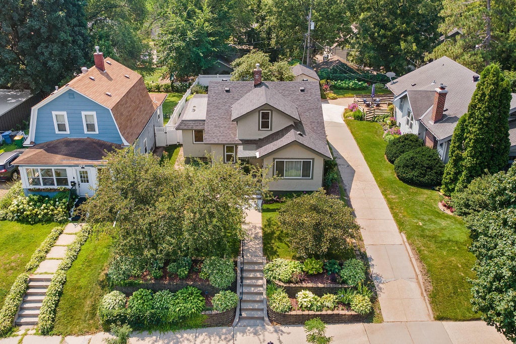 Photo of 101 E 48th Street, Minneapolis, MN 55419 (MLS # 7120423)