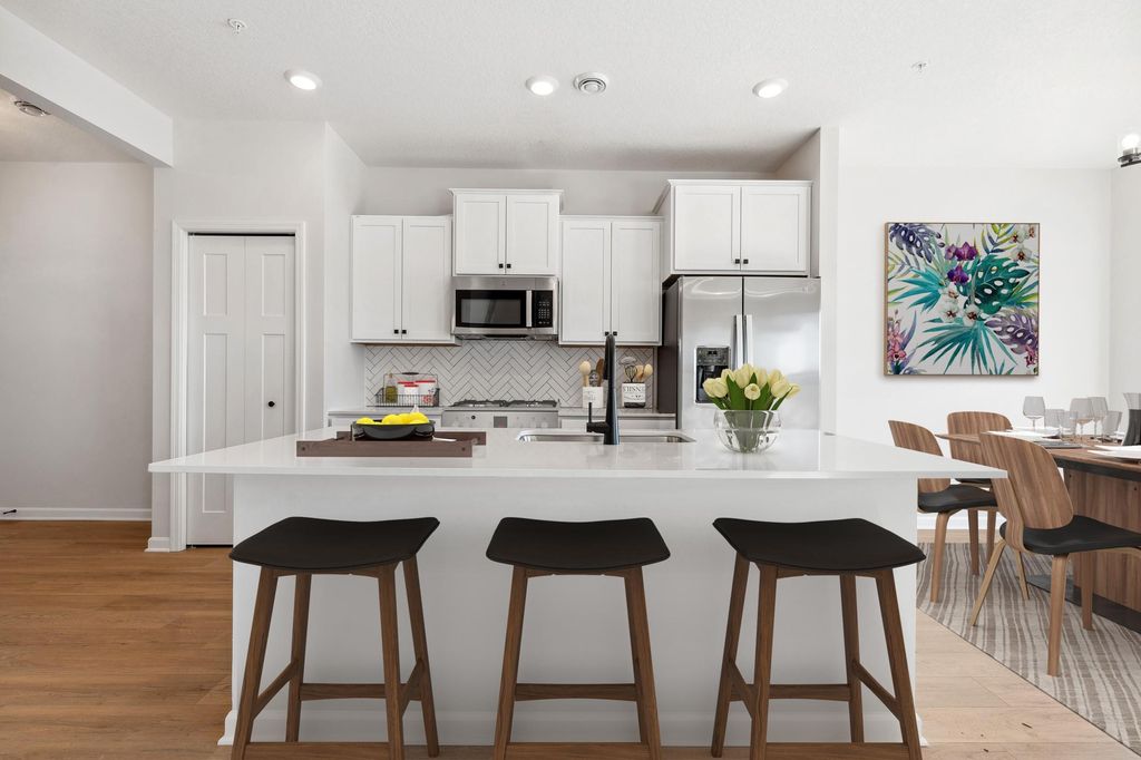 Photo of 1016 130th Court E, Rosemount, MN 55068 (MLS # 7031305)